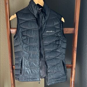 Eddie Bauer Women’s black vest